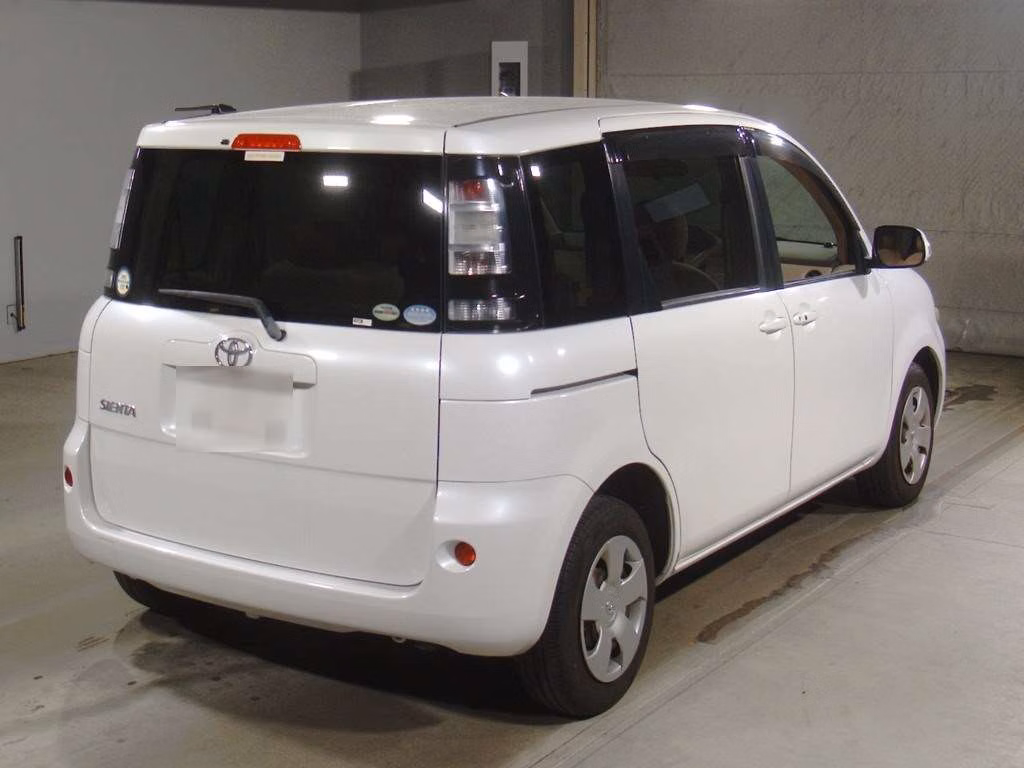 TOYOTA SIENTA