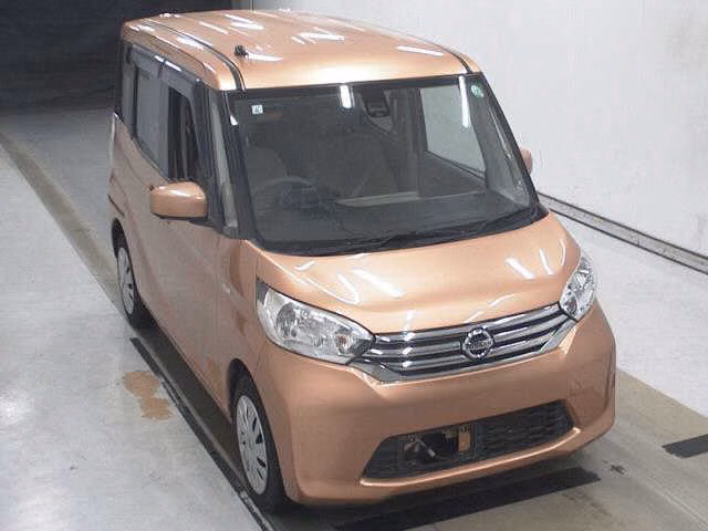 NISSAN DAYZ ROOX