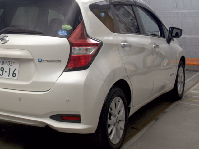 NISSAN NOTE