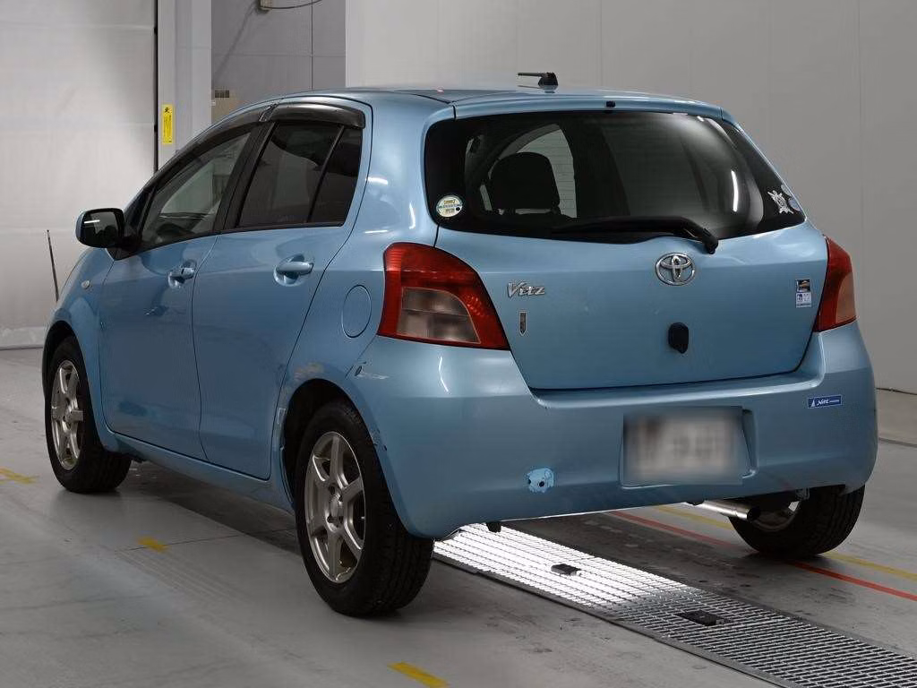 TOYOTA VITZ
