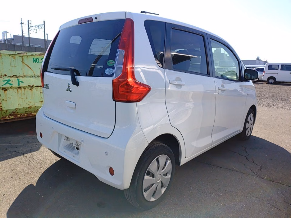 MITSUBISHI EK WAGON