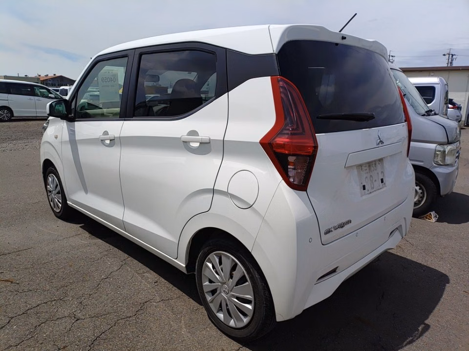 MITSUBISHI EK WAGON