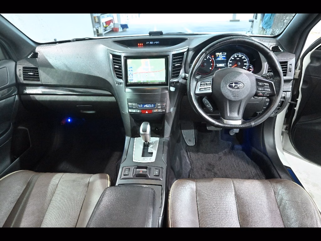 SUBARU LEGACY