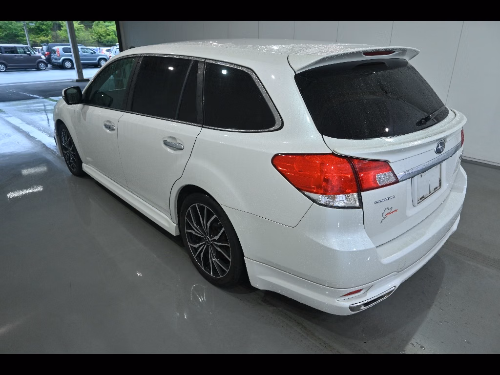 SUBARU LEGACY