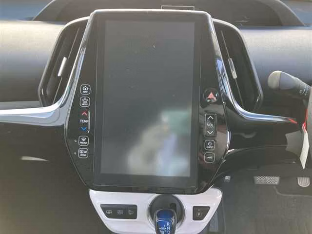 TOYOTA PRIUS PHV