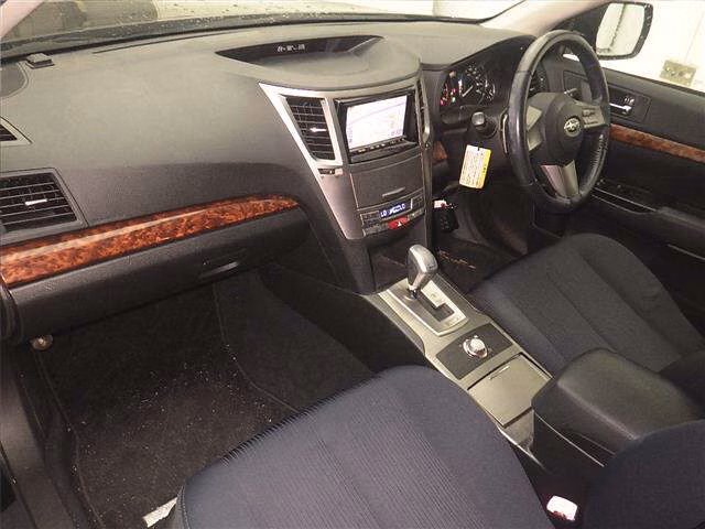 SUBARU LEGACY