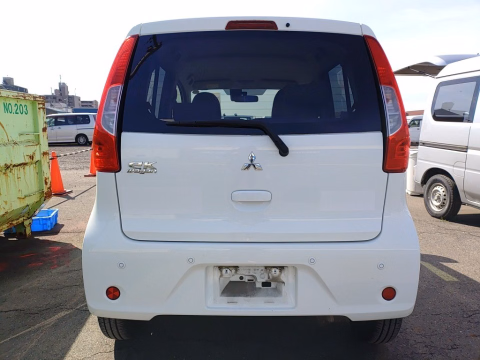 MITSUBISHI EK WAGON