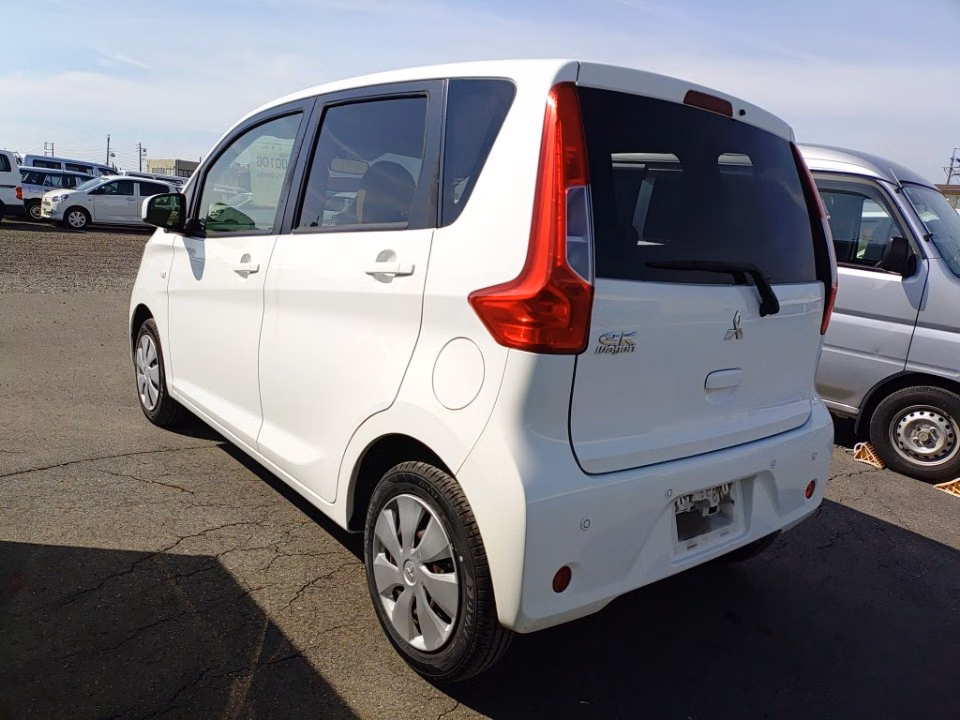 MITSUBISHI EK WAGON