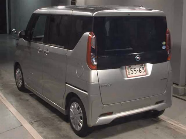 NISSAN ROOX