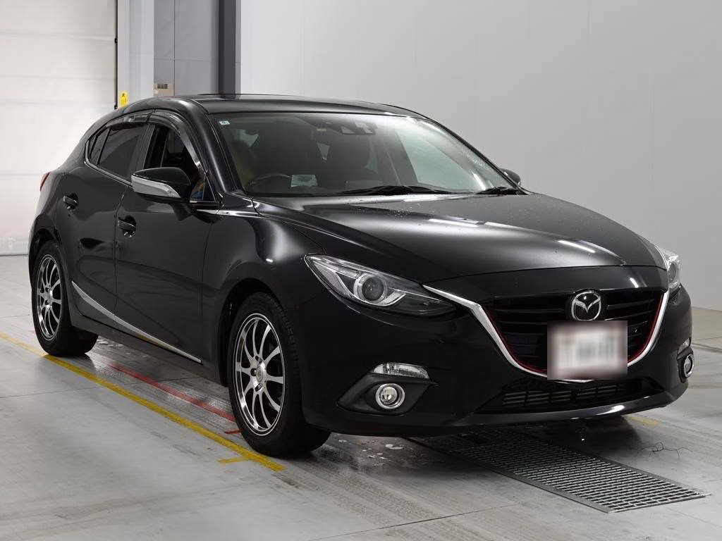 MAZDA AXELA