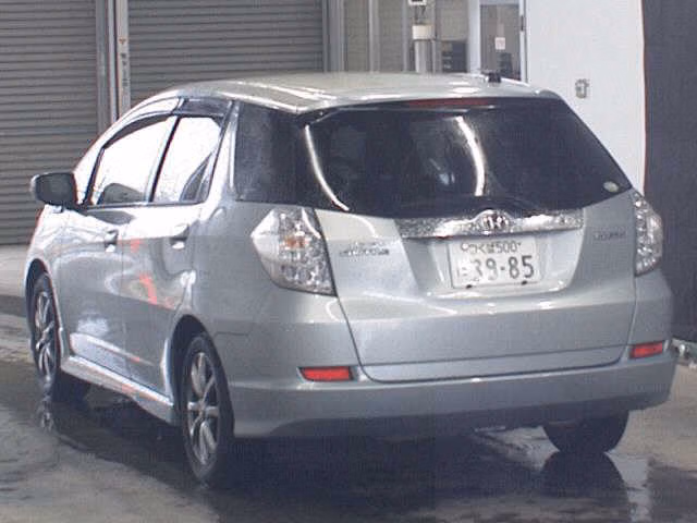 HONDA FIT SHUTTLE