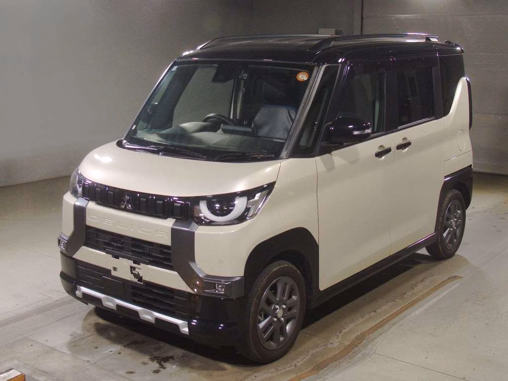 MITSUBISHI DELICA MINI