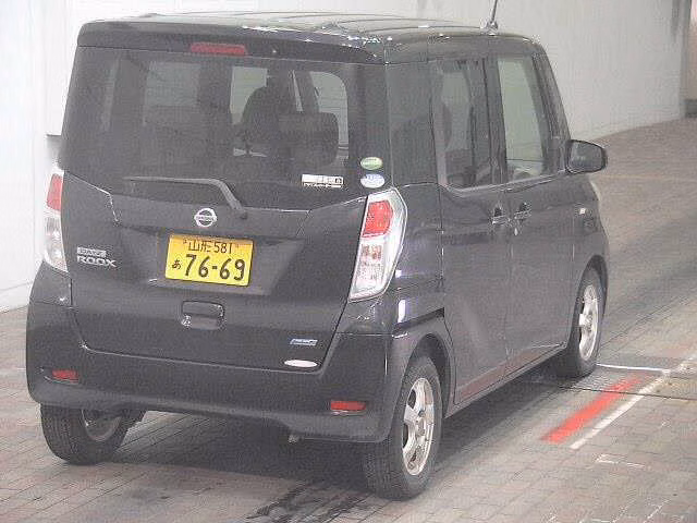 NISSAN DAYZ ROOX