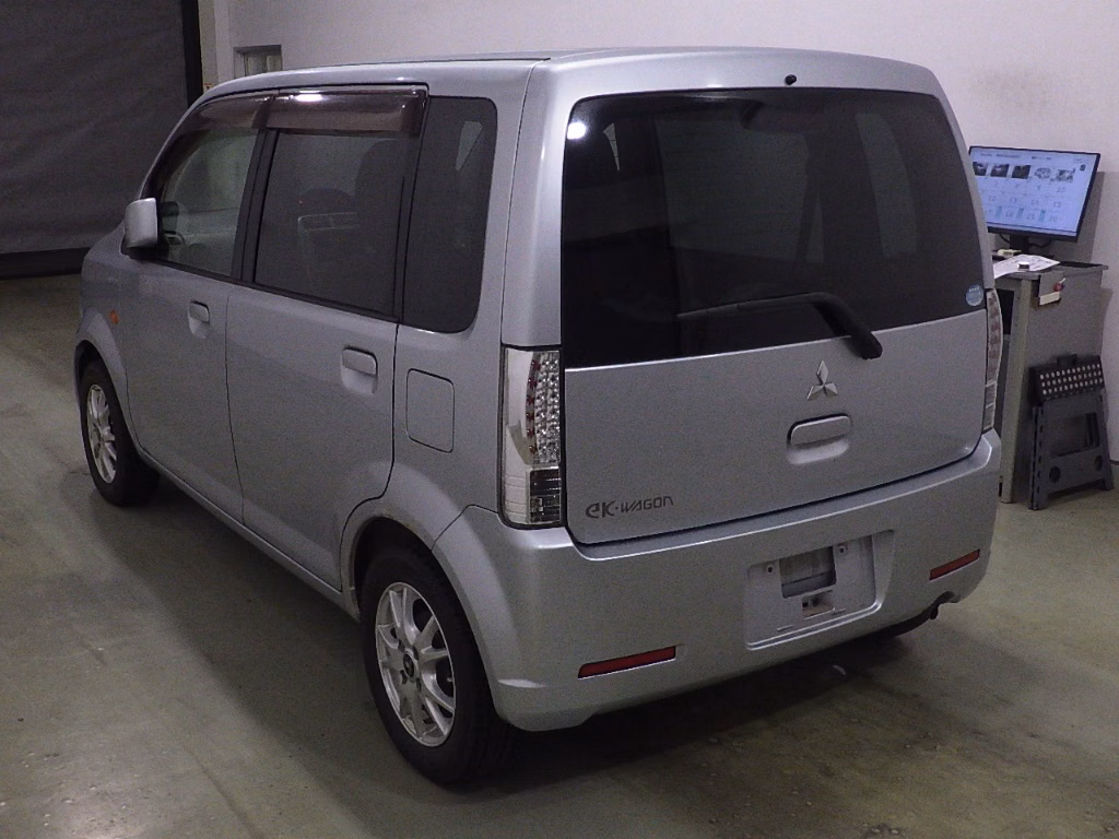 MITSUBISHI EK WAGON