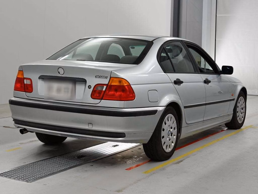 BMW 3-SERIES
