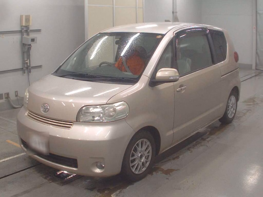 TOYOTA PORTE