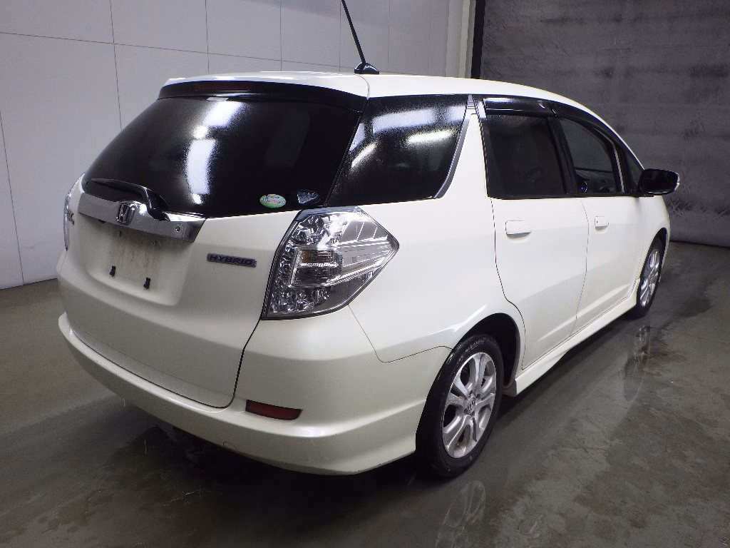 HONDA FIT SHUTTLE