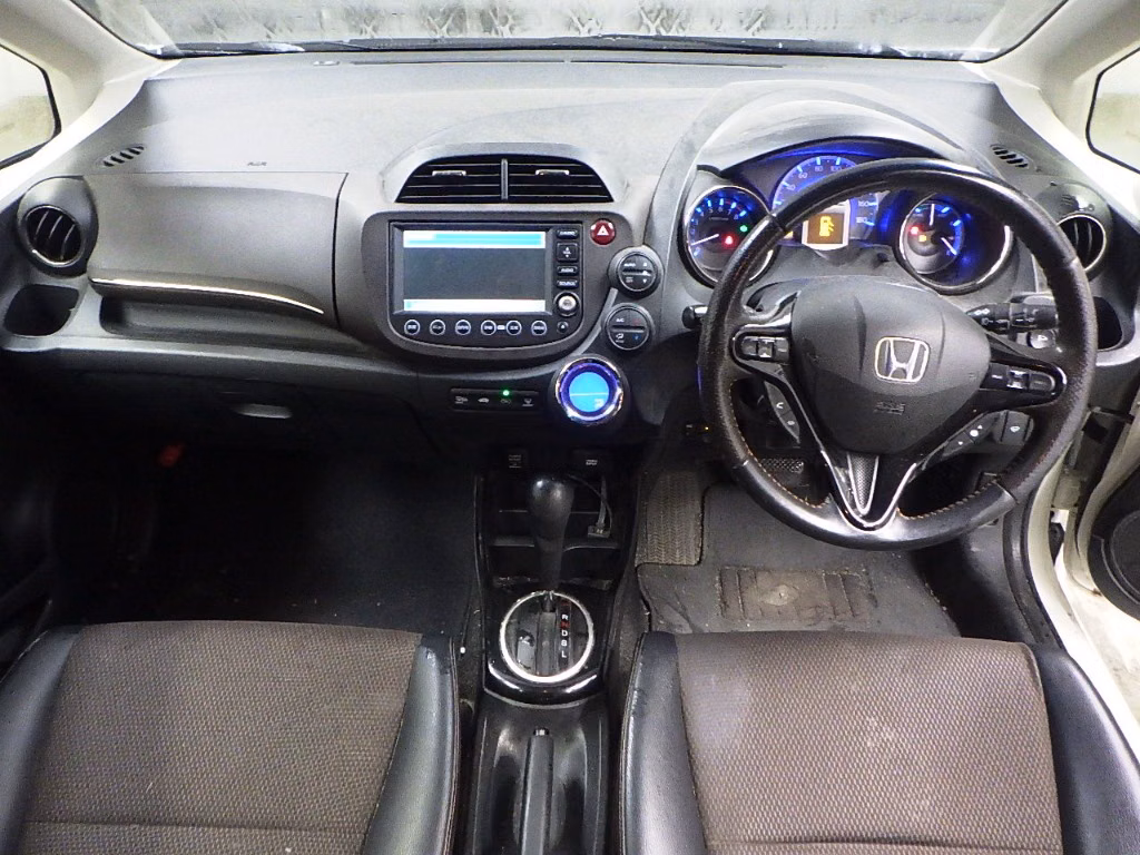 HONDA FIT SHUTTLE