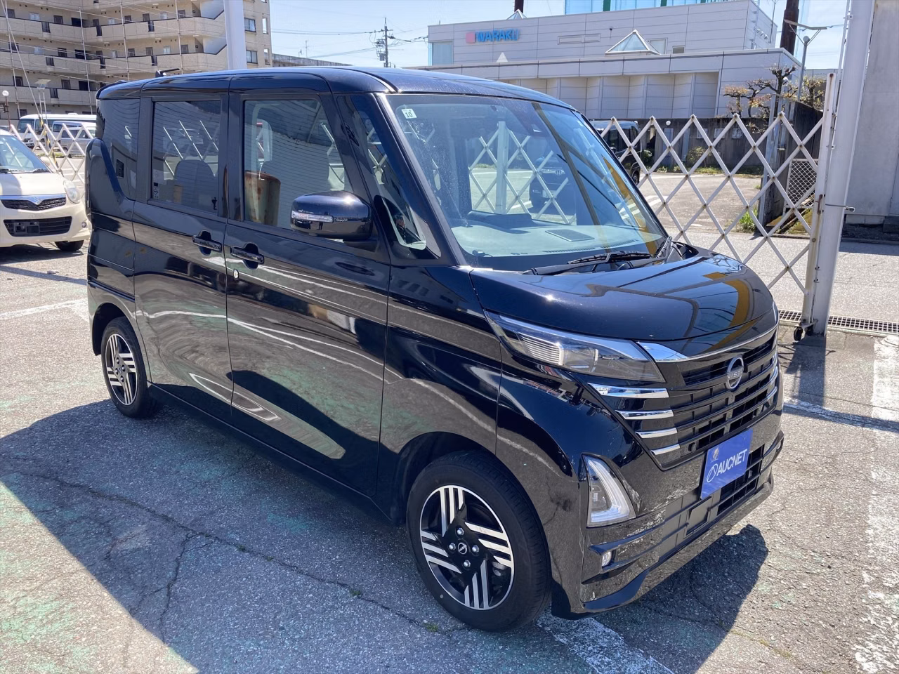 NISSAN ROOX