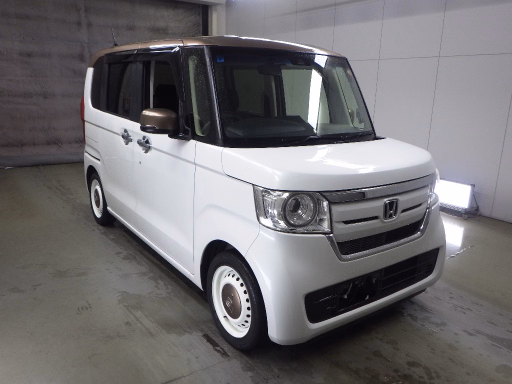 HONDA N-BOX