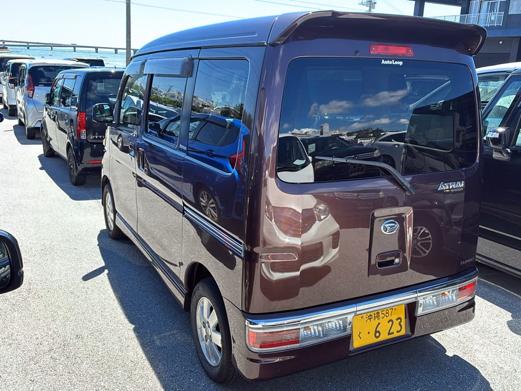 DAIHATSU ATRAI