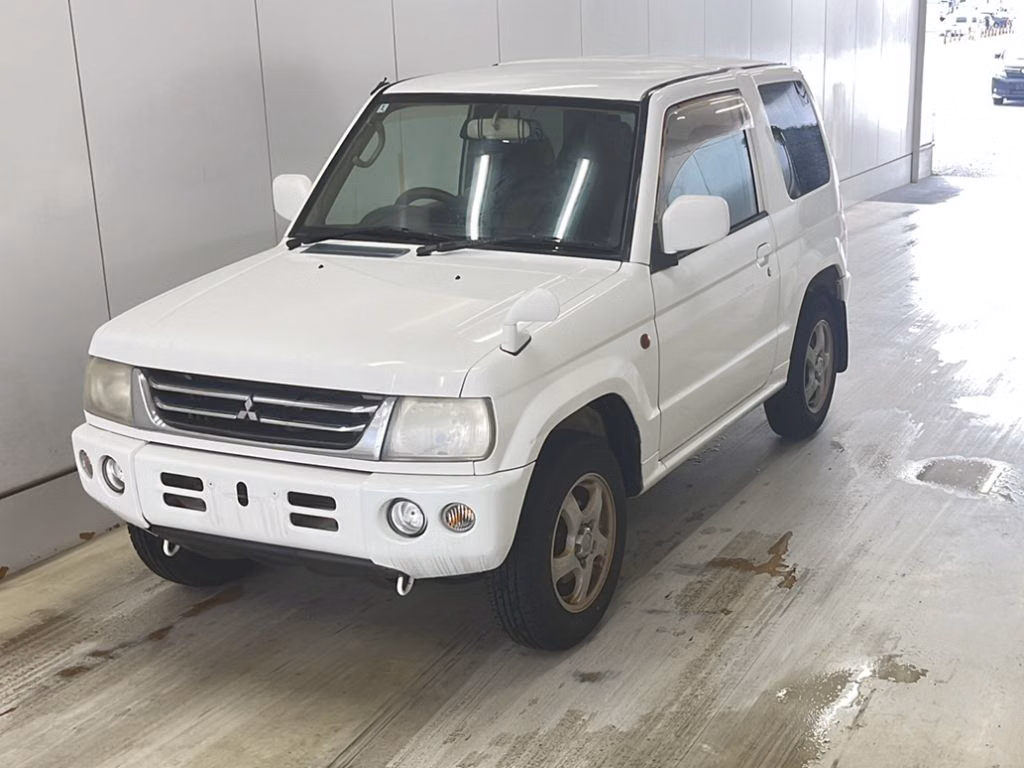 MITSUBISHI PAJERO MINI