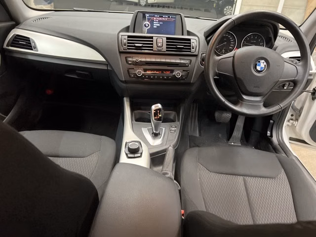 BMW 1-SERIES