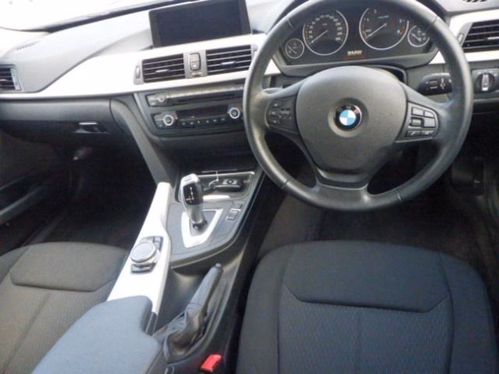 BMW 3-SERIES