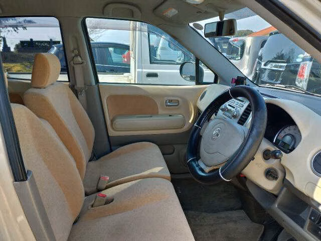 NISSAN MOCO