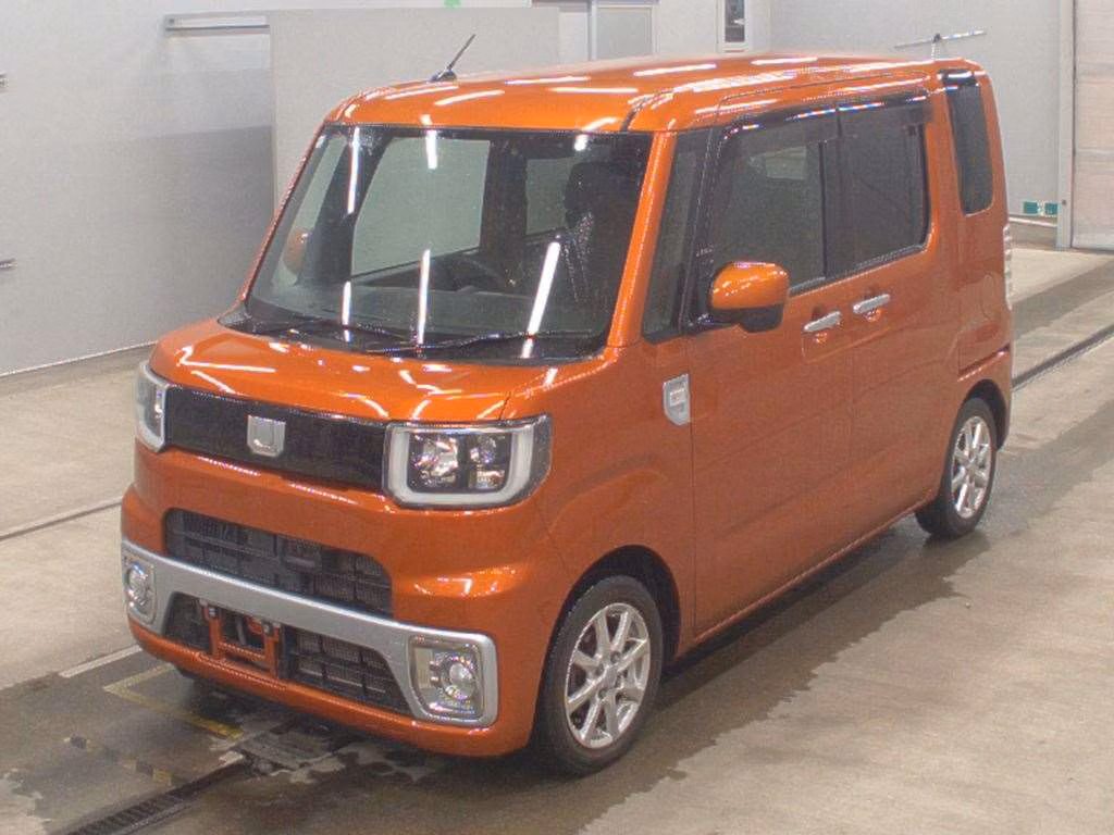 DAIHATSU WAKE
