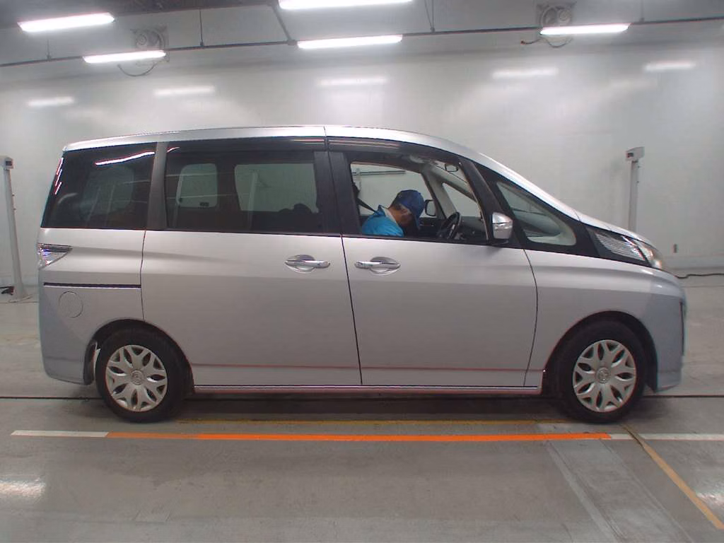 MAZDA BIANTE