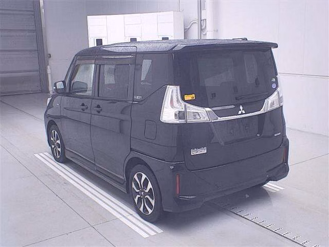 MITSUBISHI DELICA D:2
