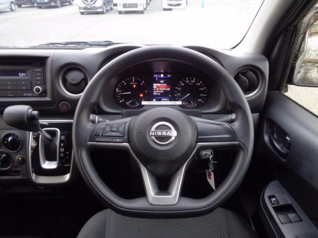 NISSAN CARAVAN