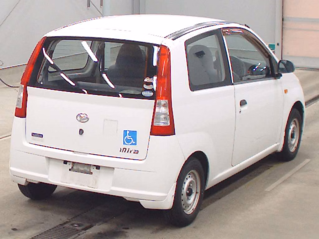 DAIHATSU MIRA