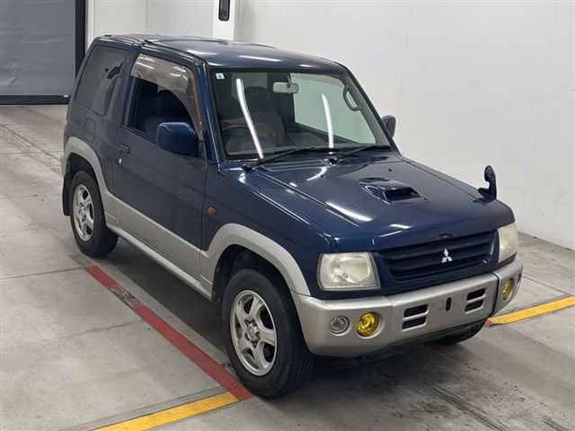 MITSUBISHI PAJERO MINI