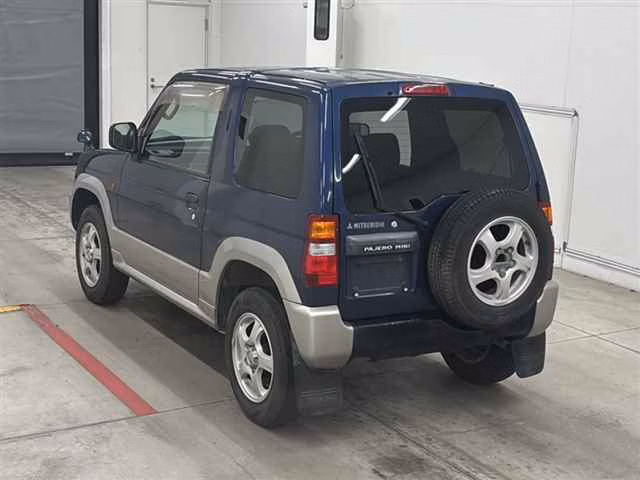 MITSUBISHI PAJERO MINI