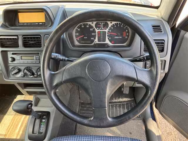 MITSUBISHI PAJERO MINI