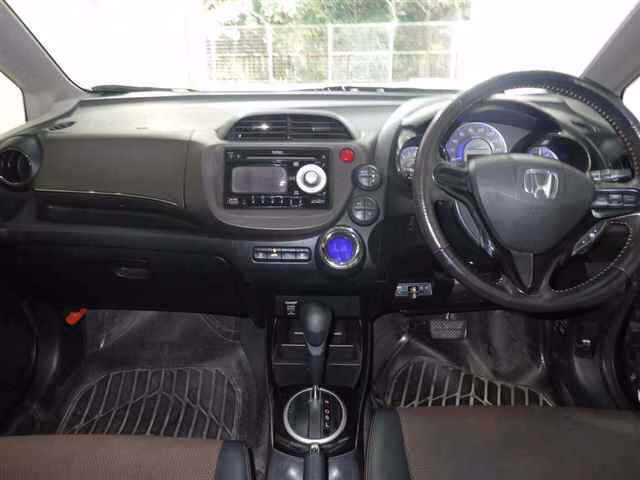 HONDA FIT SHUTTLE