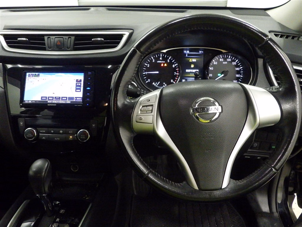 NISSAN X-TRAIL