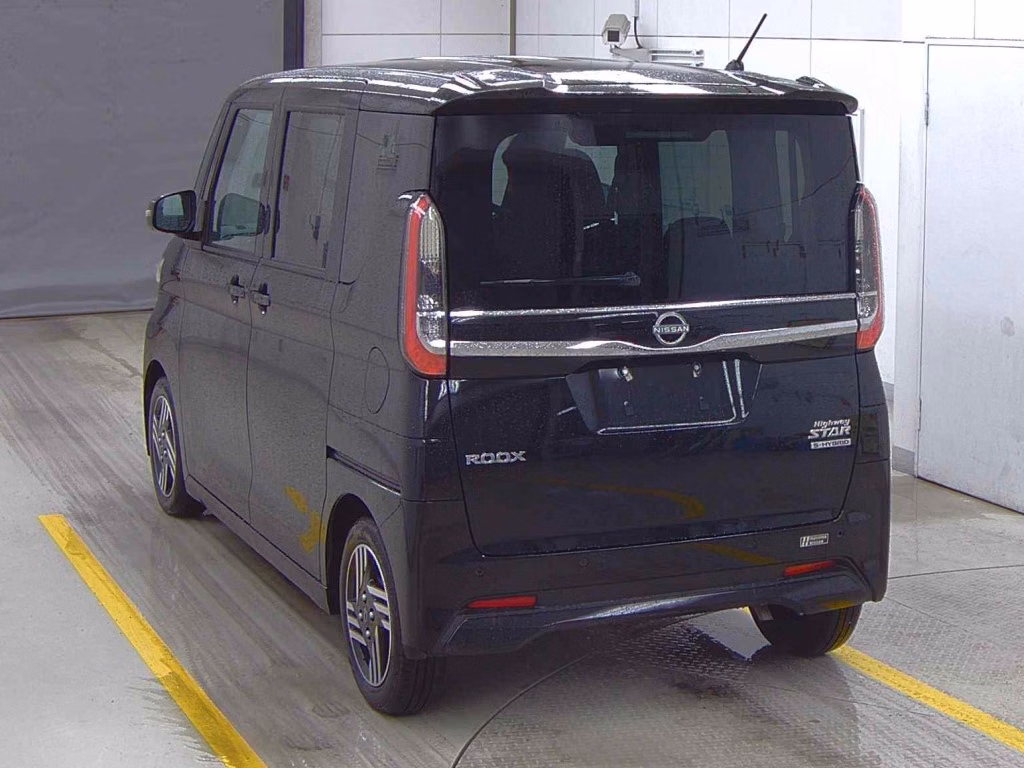 NISSAN ROOX