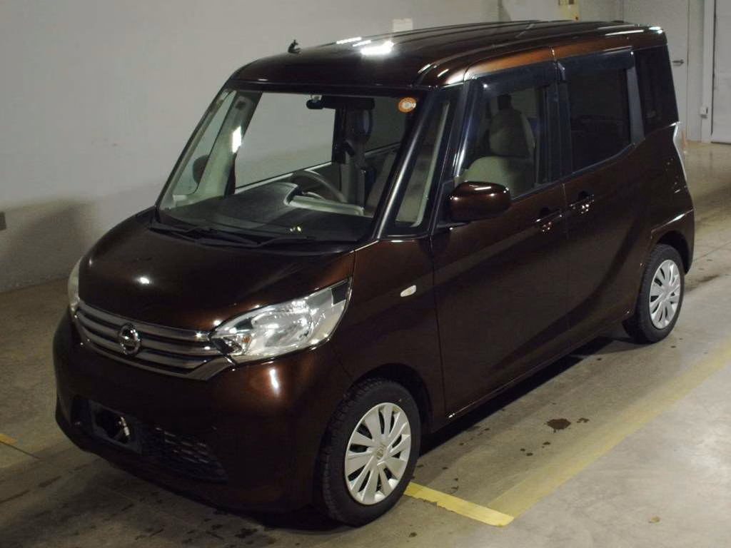 NISSAN DAYZ ROOX