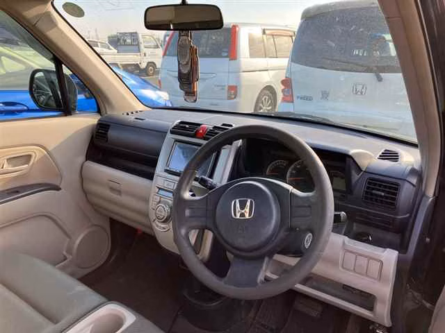 HONDA ZEST