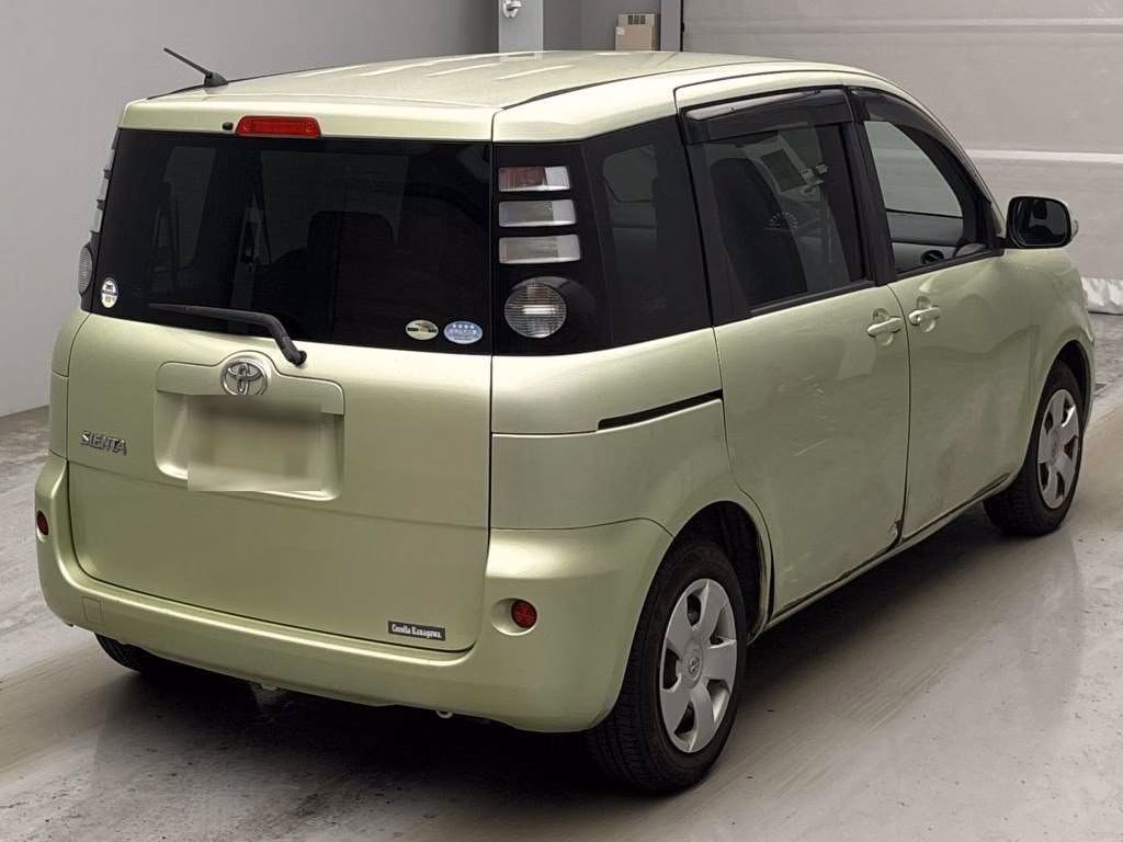 TOYOTA SIENTA