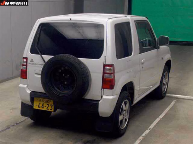 MITSUBISHI PAJERO MINI
