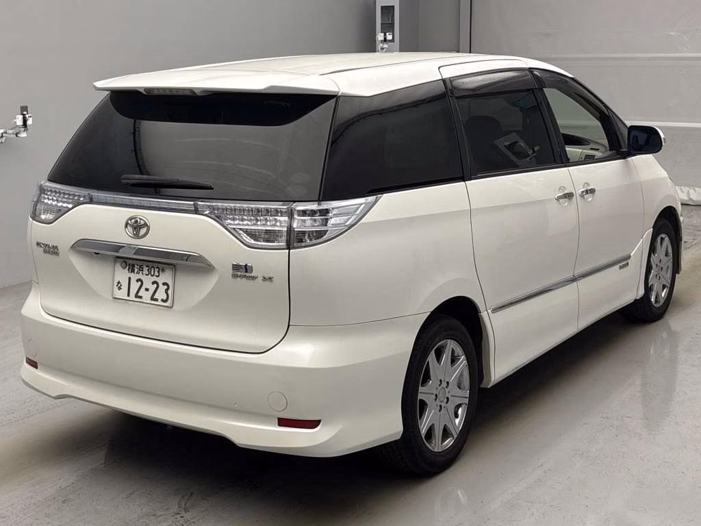 TOYOTA ESTIMA