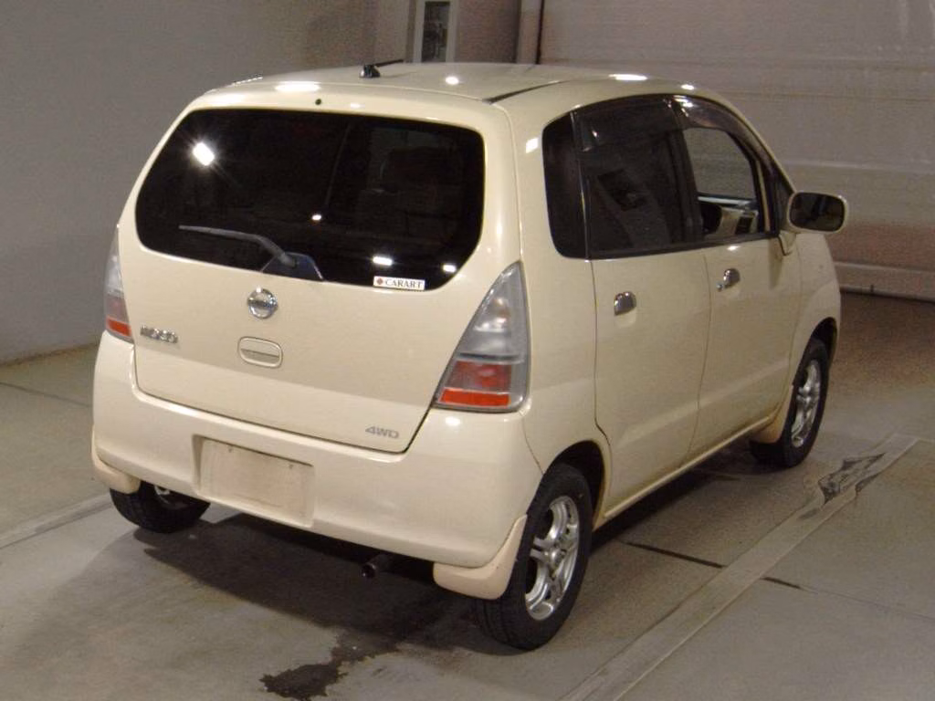 NISSAN MOCO