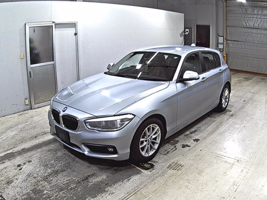 BMW 1-SERIES