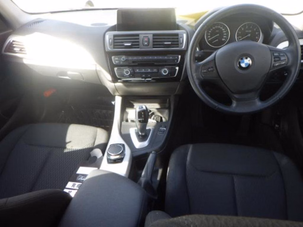 BMW 1-SERIES