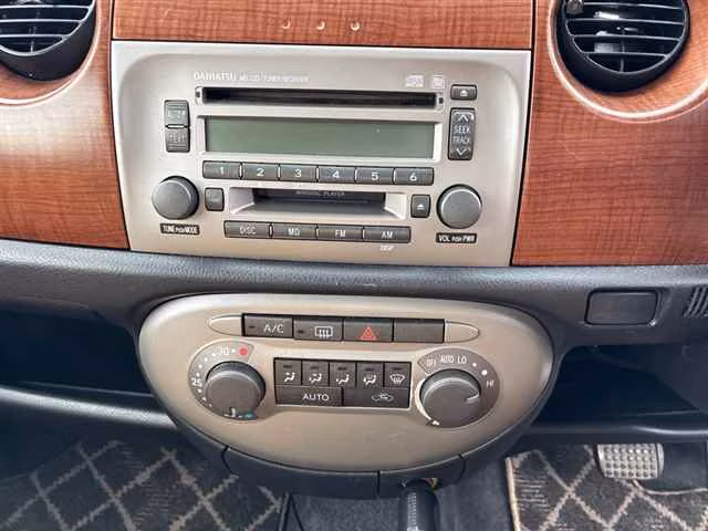 DAIHATSU MIRA GINO