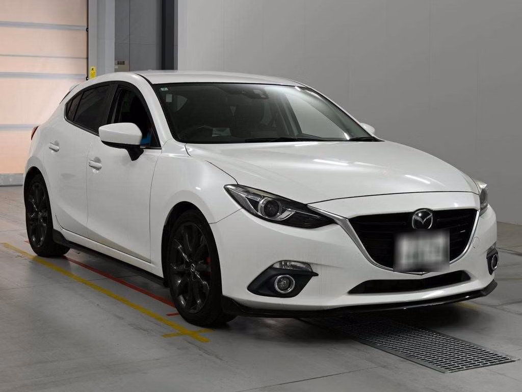 MAZDA AXELA